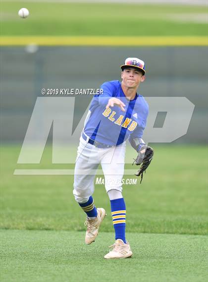 Thumbnail 1 in Archer City vs Bland (UIL 2A Region 2 Area Round) photogallery.