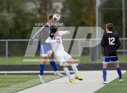 Thumbnail 3 in Lake Zurich vs. Round Lake (IHSA 3A Regional Final) photogallery.