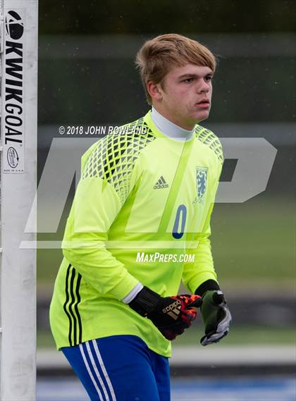 Thumbnail 1 in Lake Zurich vs. Round Lake (IHSA 3A Regional Final) photogallery.