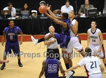 Thumbnail 2 in Chavez vs. Pinnacle (AIA D1 Semifinals) photogallery.