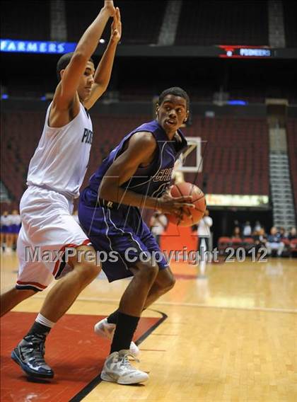 Thumbnail 3 in Chavez vs. Pinnacle (AIA D1 Semifinals) photogallery.