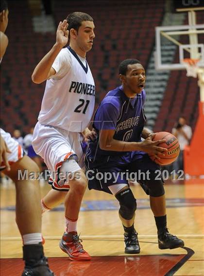 Thumbnail 3 in Chavez vs. Pinnacle (AIA D1 Semifinals) photogallery.