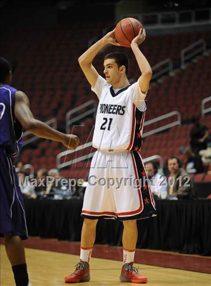 Thumbnail 1 in Chavez vs. Pinnacle (AIA D1 Semifinals) photogallery.