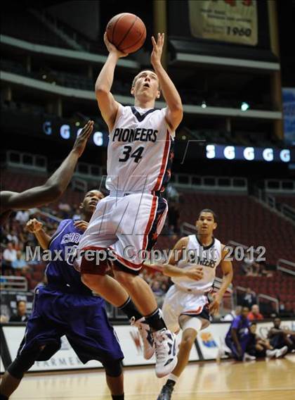 Thumbnail 1 in Chavez vs. Pinnacle (AIA D1 Semifinals) photogallery.