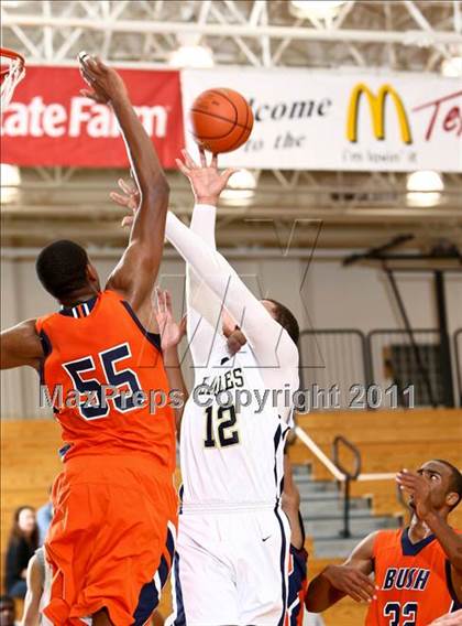 Thumbnail 3 in Fort Bend Bush v Second Baptist (McDonald's Texas Invitational) photogallery.
