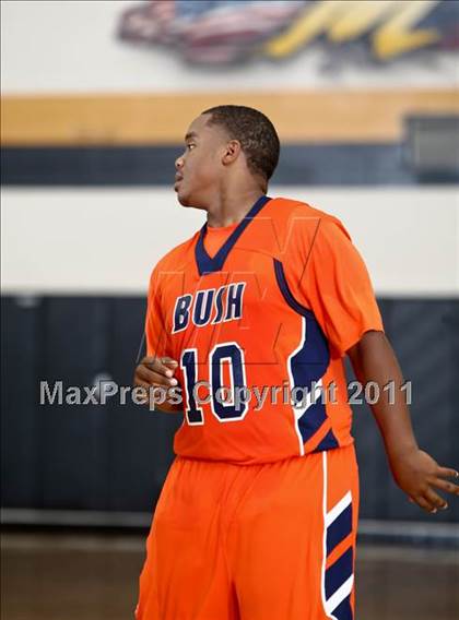 Thumbnail 3 in Fort Bend Bush v Second Baptist (McDonald's Texas Invitational) photogallery.