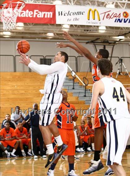 Thumbnail 1 in Fort Bend Bush v Second Baptist (McDonald's Texas Invitational) photogallery.