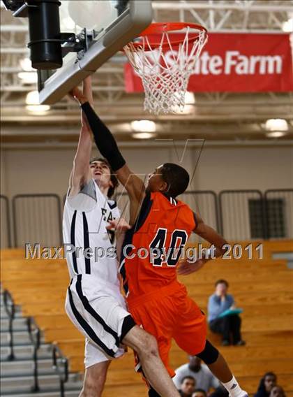 Thumbnail 3 in Fort Bend Bush v Second Baptist (McDonald's Texas Invitational) photogallery.