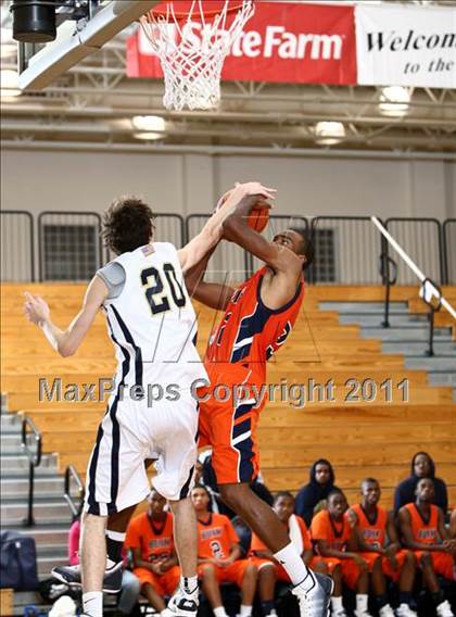 Thumbnail 1 in Fort Bend Bush v Second Baptist (McDonald's Texas Invitational) photogallery.