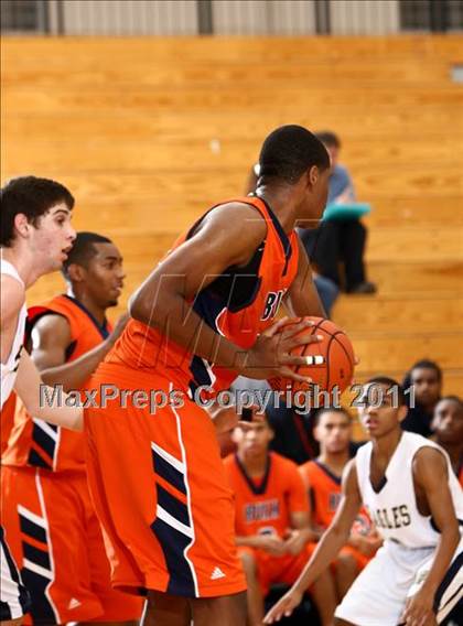 Thumbnail 2 in Fort Bend Bush v Second Baptist (McDonald's Texas Invitational) photogallery.