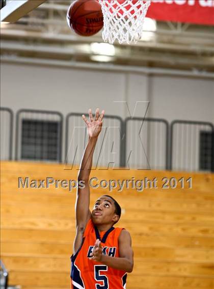Thumbnail 2 in Fort Bend Bush v Second Baptist (McDonald's Texas Invitational) photogallery.