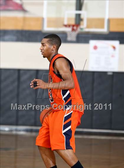 Thumbnail 2 in Fort Bend Bush v Second Baptist (McDonald's Texas Invitational) photogallery.