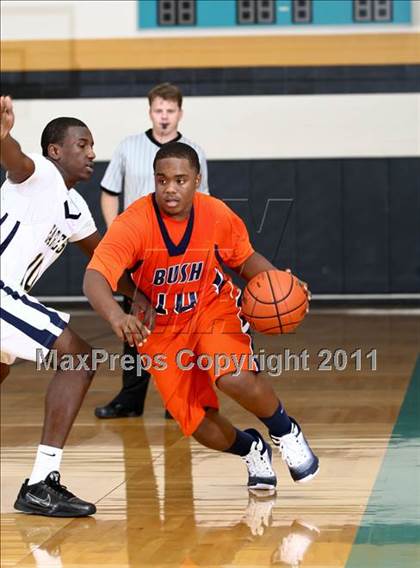 Thumbnail 3 in Fort Bend Bush v Second Baptist (McDonald's Texas Invitational) photogallery.