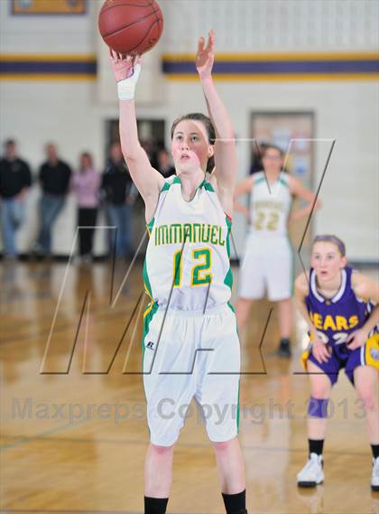 Thumbnail 1 in Eau Claire Immanuel Lutheran @ Clayton (WIAA D5 Regional Final) photogallery.