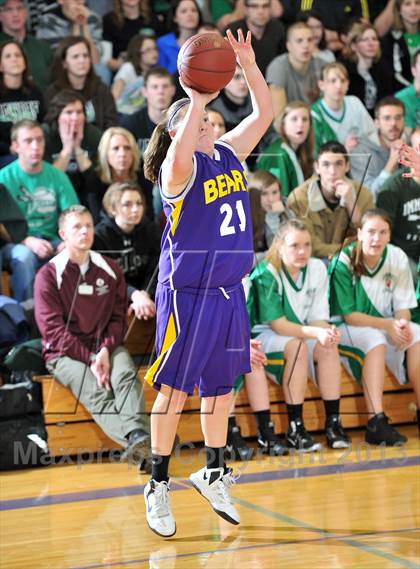 Thumbnail 2 in Eau Claire Immanuel Lutheran @ Clayton (WIAA D5 Regional Final) photogallery.