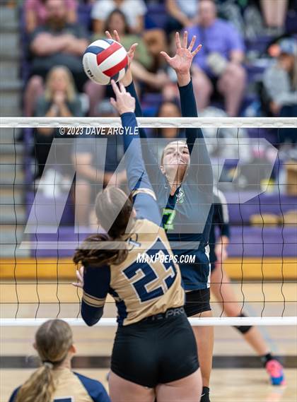 Thumbnail 2 in Timpanogos vs. Westlake (Riverton Fall Classic) photogallery.