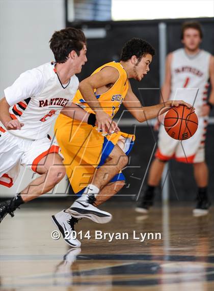 Thumbnail 1 in Lenoir City vs. Sweetwater photogallery.
