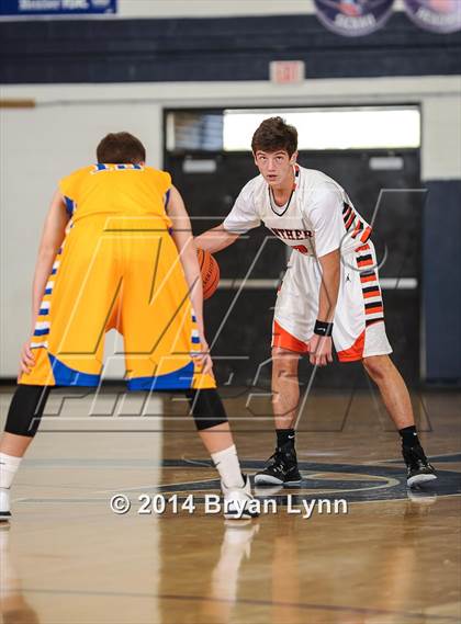 Thumbnail 3 in Lenoir City vs. Sweetwater photogallery.