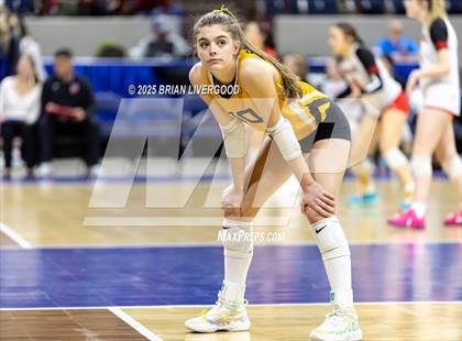 Thumbnail 2 in Sargent vs. Hi-Plains (CHSAA 1A First Round) photogallery.