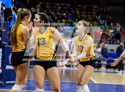 Thumbnail 2 in Sargent vs. Hi-Plains (CHSAA 1A First Round) photogallery.