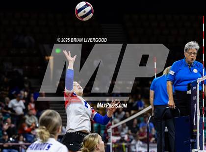 Thumbnail 1 in Sargent vs. Hi-Plains (CHSAA 1A First Round) photogallery.