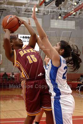 Thumbnail 1 in La Quinta vs Ocean View (Nike Extravaganza) photogallery.