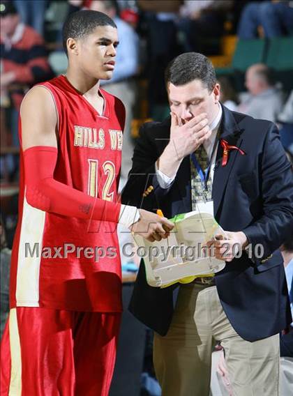 Thumbnail 1 in Half Hollow Hills West vs. Christian Brothers (NYSPHSAA Class AA Final) photogallery.