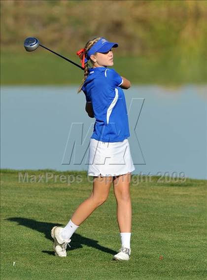 Thumbnail 2 in CIF SJS Masters Championship photogallery.