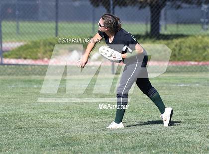 Thumbnail 1 in Lakewood vs. Mountain Vista (CHSAA 5A Region 1) photogallery.