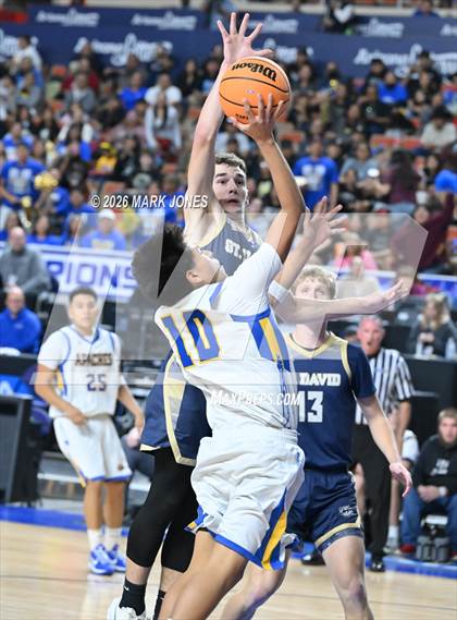 Thumbnail 2 in Fort Thomas vs. St. David (AIA 1A Final) photogallery.