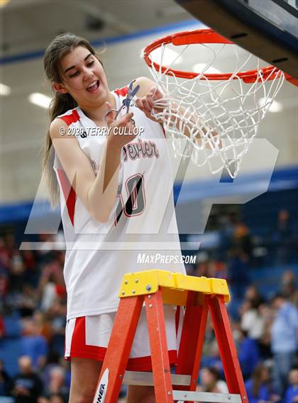 Thumbnail 1 in Judge Memorial vs. South Sevier (UHSAA 3A Championship) photogallery.