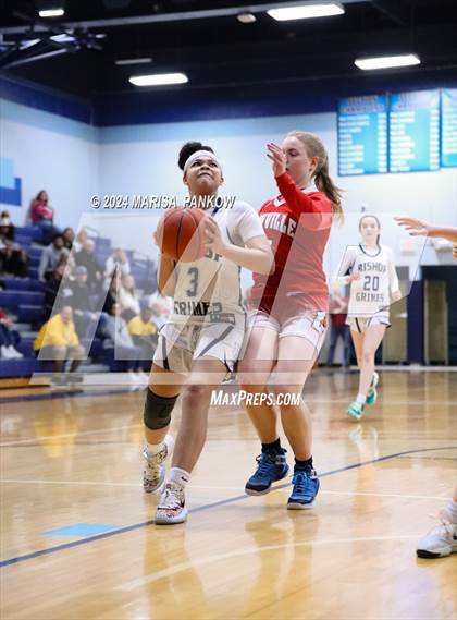 Thumbnail 2 in Bishop Grimes vs Lowville (NYSPHSAA Section 3 B FirstRound) photogallery.