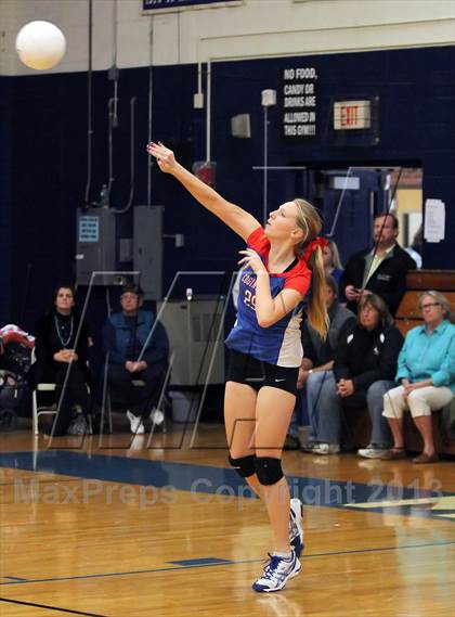 Thumbnail 3 in Coginchaug Regional @ Morgan photogallery.