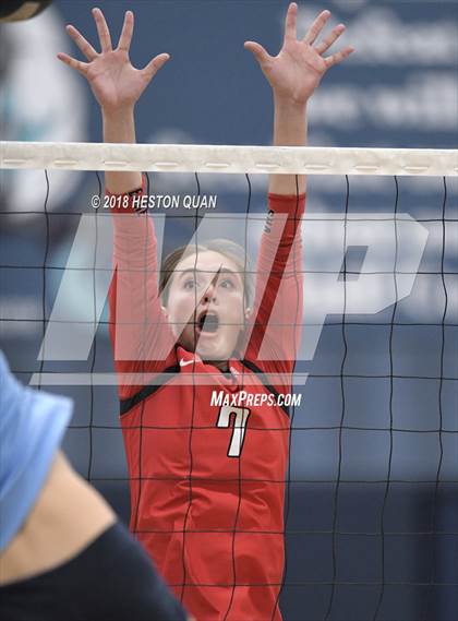 Thumbnail 2 in Palos Verdes @ Corona del Mar (CIF-SS D2 Playoff) photogallery.