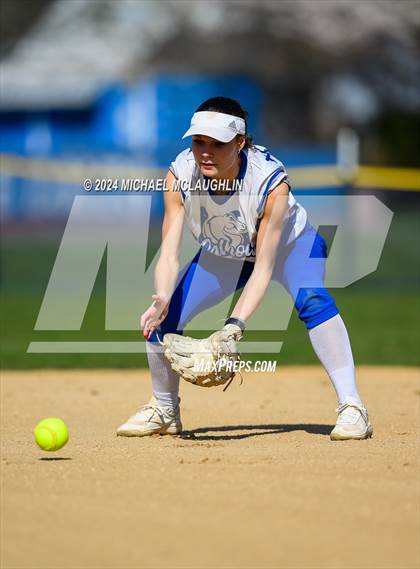 Thumbnail 1 in Mepham @ Calhoun photogallery.