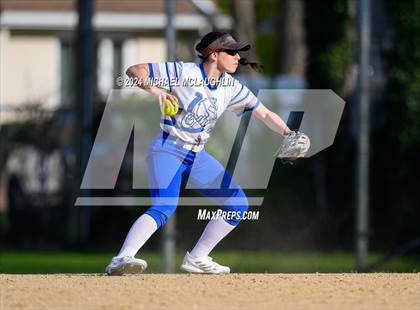 Thumbnail 3 in Mepham @ Calhoun photogallery.
