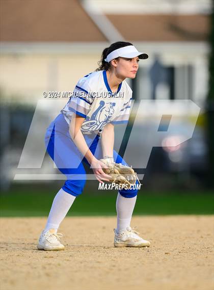 Thumbnail 3 in Mepham @ Calhoun photogallery.