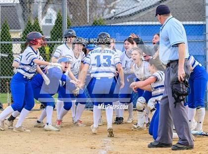 Thumbnail 2 in Mepham @ Calhoun photogallery.
