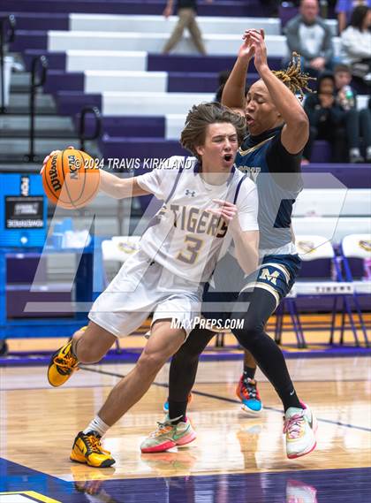 Thumbnail 1 in Moody @ Springville photogallery.
