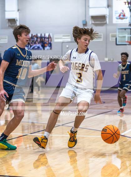 Thumbnail 2 in Moody @ Springville photogallery.