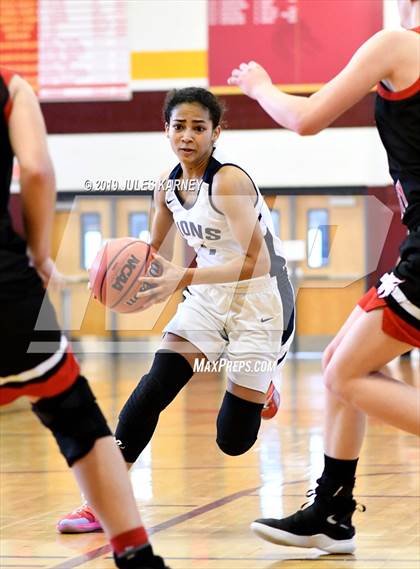 Thumbnail 3 in Calvary Chapel Christian vs Lincoln County (NIAA 2A Final) photogallery.