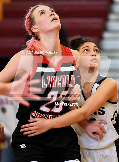 Thumbnail 3 in Calvary Chapel Christian vs Lincoln County (NIAA 2A Final) photogallery.
