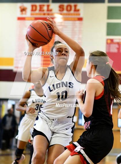 Thumbnail 1 in Calvary Chapel Christian vs Lincoln County (NIAA 2A Final) photogallery.