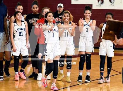 Thumbnail 2 in Calvary Chapel Christian vs Lincoln County (NIAA 2A Final) photogallery.
