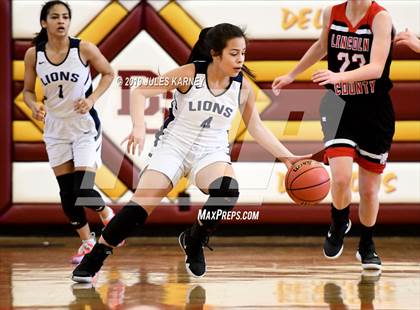 Thumbnail 1 in Calvary Chapel Christian vs Lincoln County (NIAA 2A Final) photogallery.