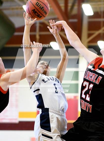 Thumbnail 3 in Calvary Chapel Christian vs Lincoln County (NIAA 2A Final) photogallery.