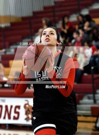 Thumbnail 3 in Calvary Chapel Christian vs Lincoln County (NIAA 2A Final) photogallery.