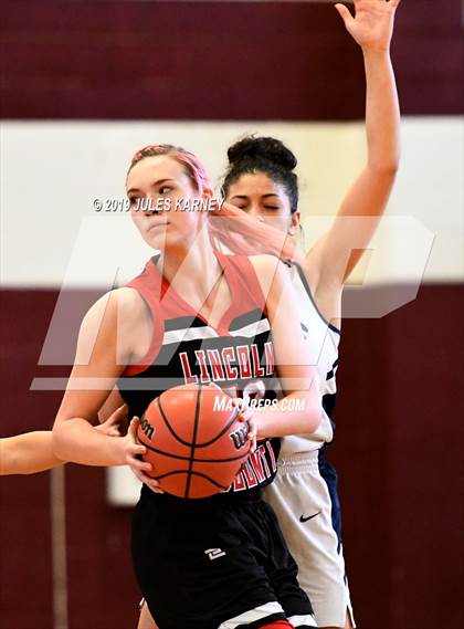 Thumbnail 2 in Calvary Chapel Christian vs Lincoln County (NIAA 2A Final) photogallery.