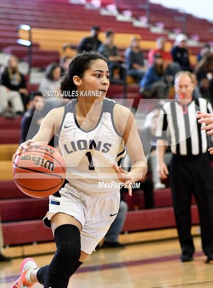 Thumbnail 2 in Calvary Chapel Christian vs Lincoln County (NIAA 2A Final) photogallery.