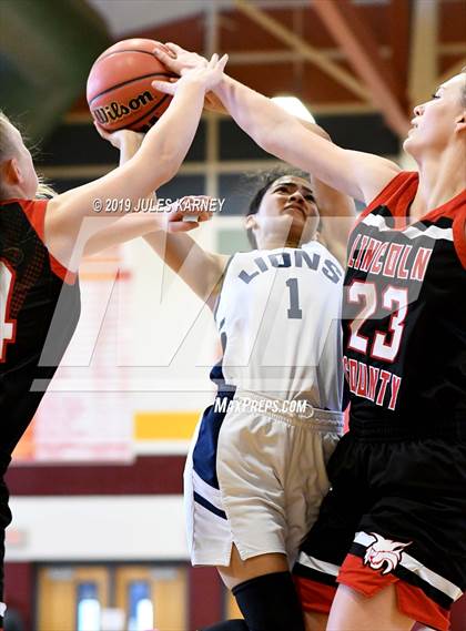 Thumbnail 2 in Calvary Chapel Christian vs Lincoln County (NIAA 2A Final) photogallery.